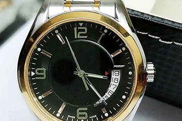 昆明欧米茄表有水雾维修