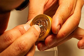 昆明欧米茄有水气维修