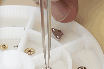 昆明欧米茄手表为什么总停呢